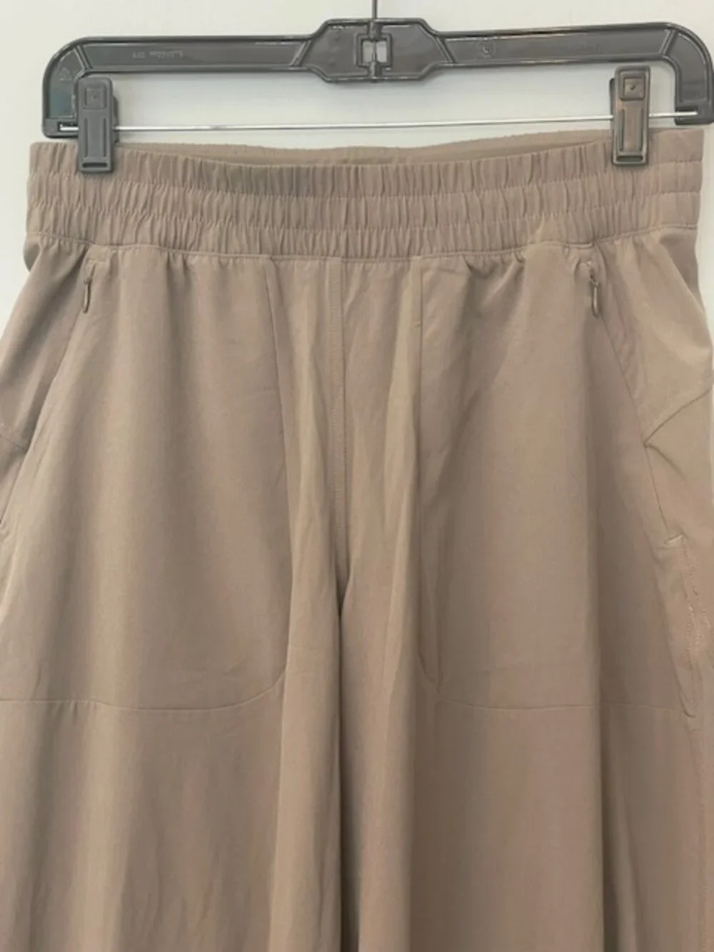 lululemon athletica pants so